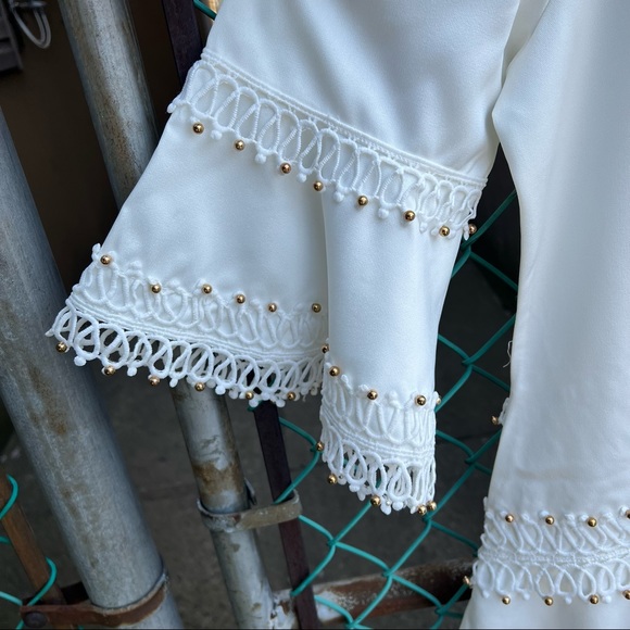 White Cold Shoulder Dress with gold pearls M - Picture 12 of 14